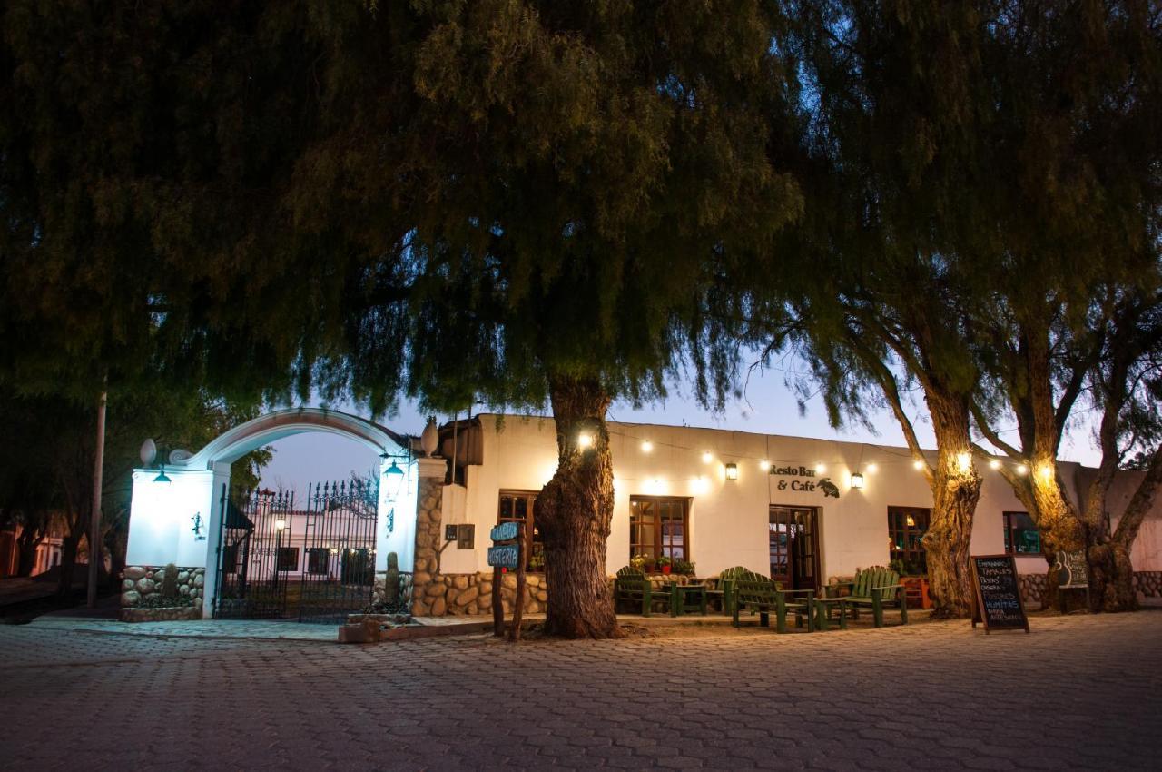 Tampu Hotel Cachi Exterior photo