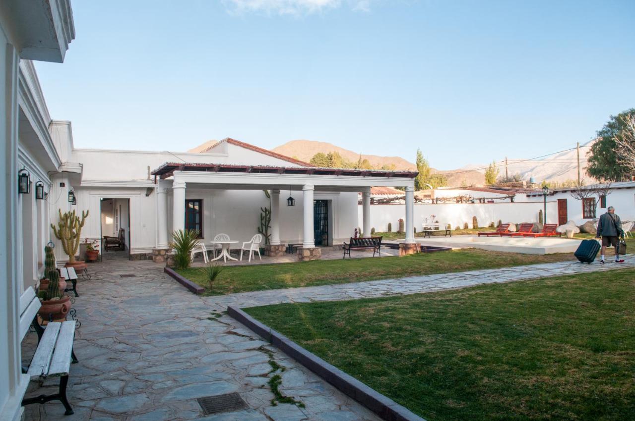 Tampu Hotel Cachi Exterior photo