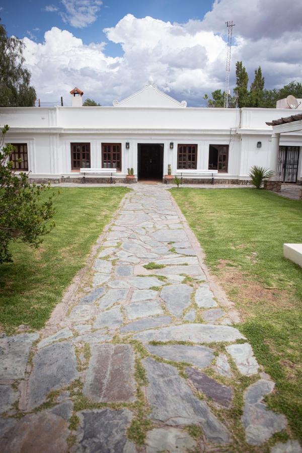 Tampu Hotel Cachi Exterior photo