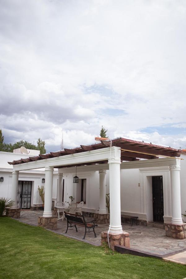 Tampu Hotel Cachi Exterior photo