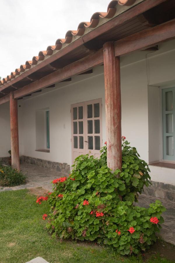 Tampu Hotel Cachi Exterior photo